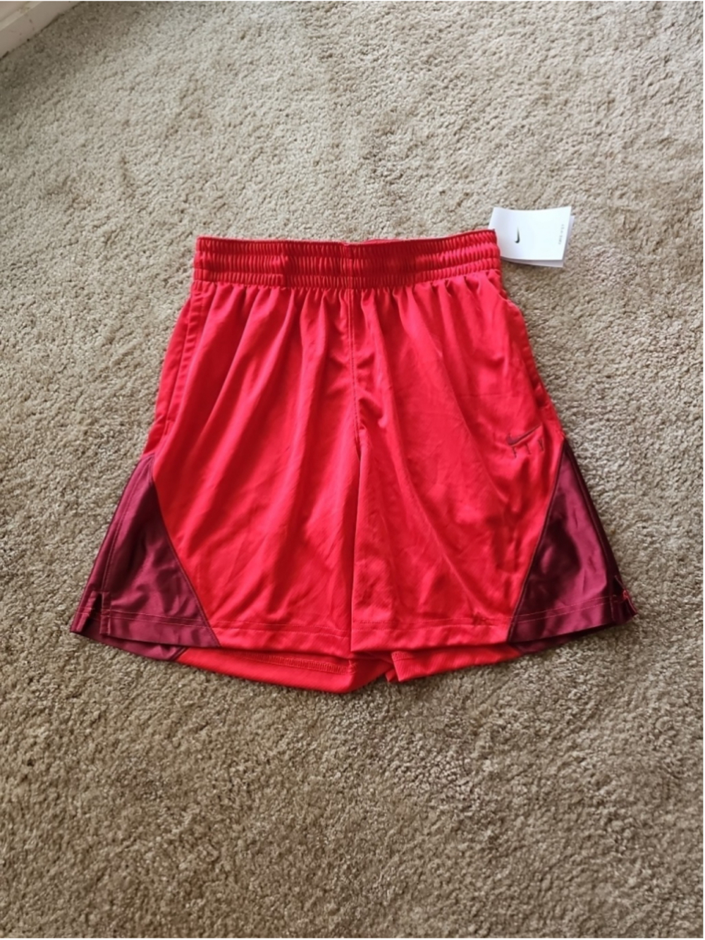 Nike Red Dri-FIT ISoFly Women's Basketball Shorts Size Small NEW